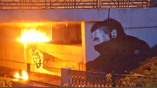play [Russian graffiti artist compared to Banksy]